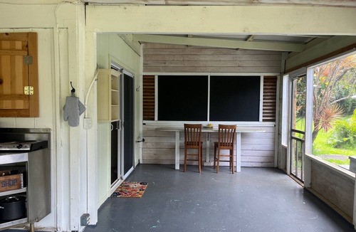 Pauwela Apartment | Tropical Fruit Farm Sanctuary
