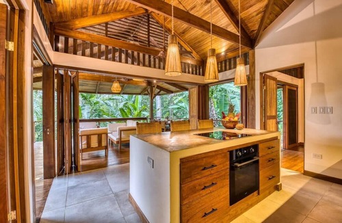 Cocles Villa | Tropical Paradise Retreat Near Caribbean Beaches