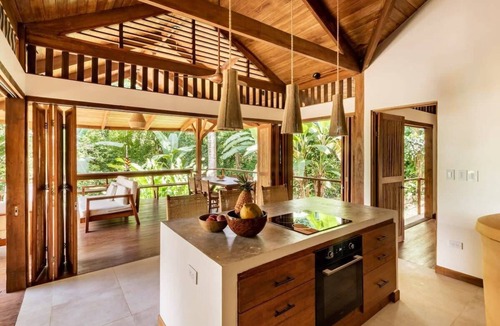 Cocles Villa | Tropical Paradise Retreat Near Caribbean Beaches