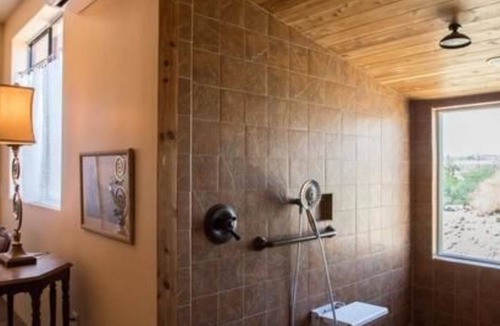 Indio Hills Bed & Breakfast | Turtle Back Mesa Bed & Breakfast