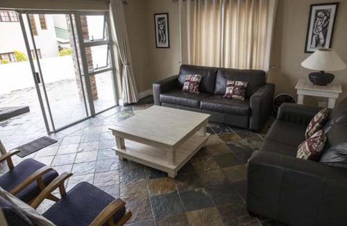 Wavecrest Apartment | Twin Okes