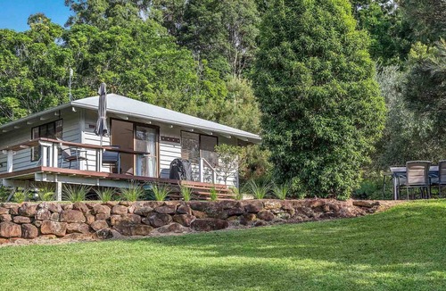 Bangalow House | Twin Tallows - secluded couples retreat