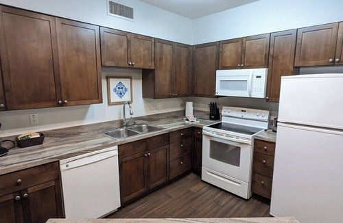 Solvang Apartment | Two 3BR Danish-Style Condos Near Windmill
