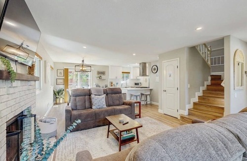 Lodge Hill House | Two-story home w/enclosed yard, patio, gas fireplace, washer/dryer, & fast WiFi