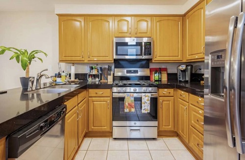 Rocklin House | TwoStory comfy Family Home 🪵🔥Fully Stocked, located in the heart of Rocklin,CA
