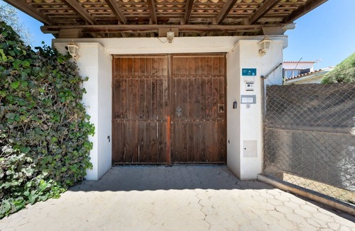 Praia da Luz House | Typical 5BDR House With Pool & BBQ by LovelyStay