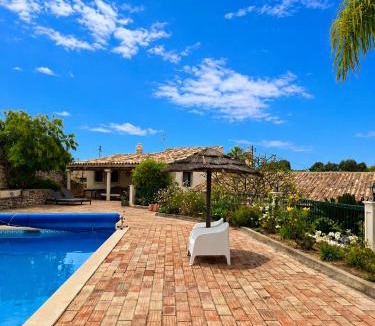 Boliqueime House | Typical Portuguese Quinta São Sebastião