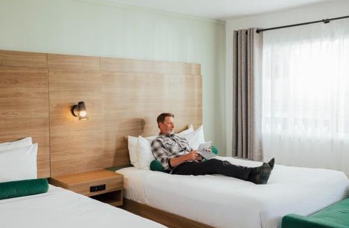 Ucluelet Hotel | Ucluelet Wildwood Inn