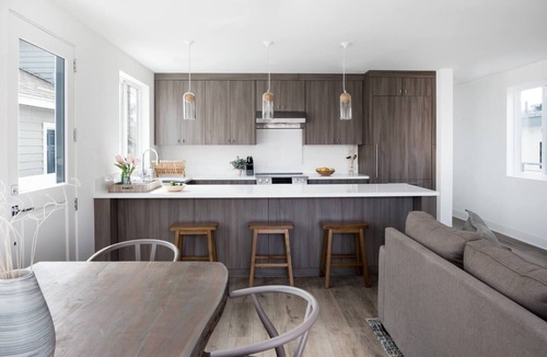 West Newport House | Ultimate Getaway: Oceanview 6BD/6BA Sleeps 16 4 Parking 2 Rooftop Decks!