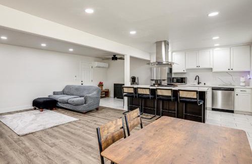 Tulare House | Under 1 Mi to Med Center! Stylish Home in Tulare