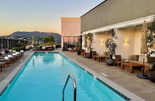 Hollywood Apartment | Unique & Spacious Hollywood Walk of Fame Penthouse