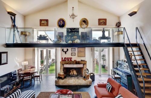 Seixal Villa | Unique Villa Near Lisbon with Pool & Magical Decor