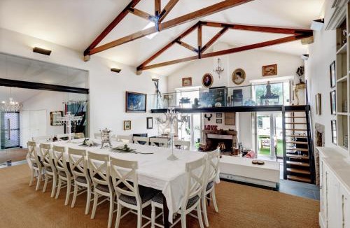 Seixal Villa | Unique Villa Near Lisbon with Pool & Magical Decor