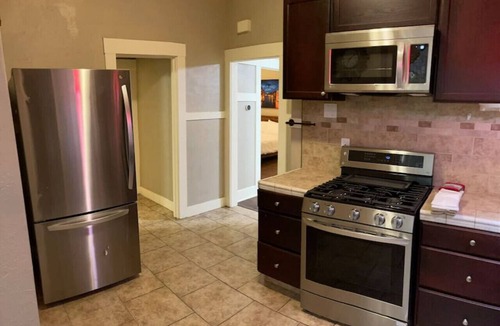 Tower District House | Urban Escape, Near Art and Dining Hub