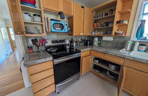 South Berkeley House | Urban Oasis spacious 2 bedroom plus separate studio