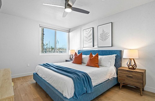 Marina del Rey Apartment | Urban Tide - A Designer Escape Overlooking the Docks