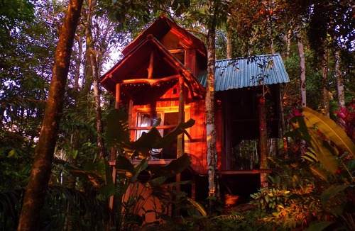 Uvita Cottage | Uvita Tree House! No Cleaning Fee!