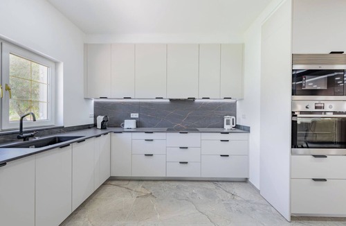 Cerro do Ouro House | V4 Águia Vermelha by Interhome