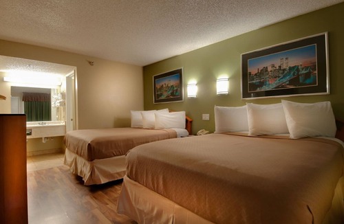 Oildale Hotel | Vagabond Inn Bakersfield North