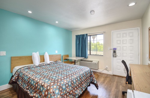 Buttonwillow Hotel | Vagabond Inn Buttonwillow North I-5