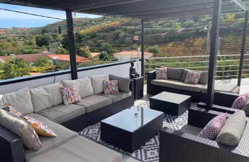Sao Joao da Pesqueira Villa | Valadouro Amazing Villa in Douro Valley - Pool