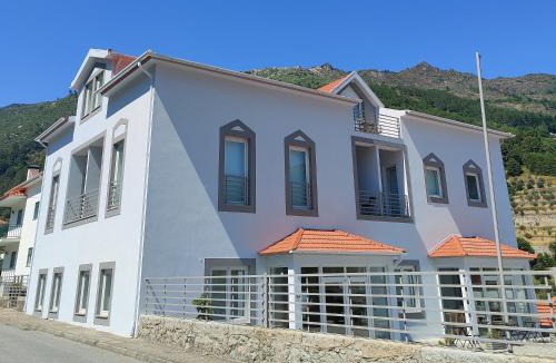 Manteigas Hotel | Vale do Zêzere Hotel