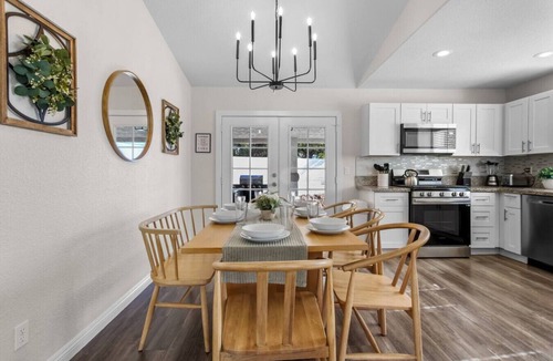 North Las Vegas House | Vegas Getaway Haven 6 BD w/Movie Room & Pickleball