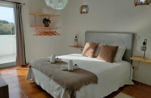 Almograve House | Vicentina Rooms by Casas do Alentejo