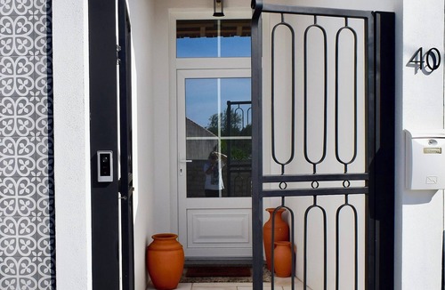 Mira House | Vila Rola, Your Coastal Retreat