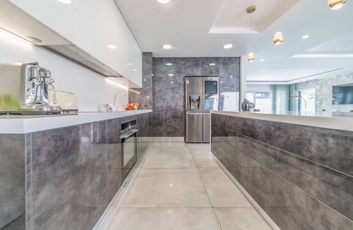 Charneca de Caparica e Sobreda Villa | Villa Alva - Contemporary holiday villa on Lisbon Coast, private pool and free air conditioning