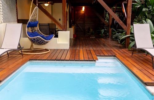 Cocles Villa | Villa Colibri - Secluded Villa - Short Stroll to Beach, Shops & Restaurants