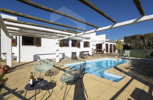 Coxos Beach Villa | Villa Coxos by AcasaDasCasas