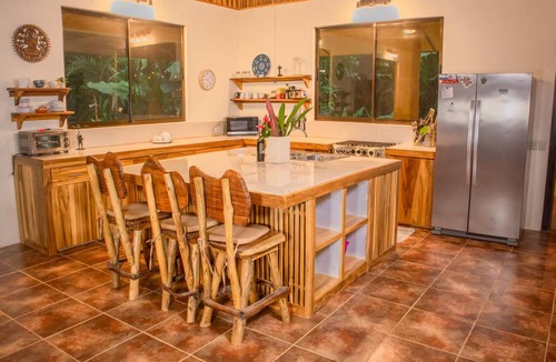 Puerto Viejo de Talamanca House | Villa Abejita in Playa Negra: Pool, AC, Walk to Beach, WiFi, Spacious, Private