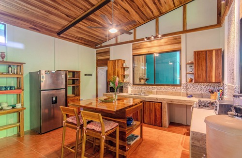 Puerto Viejo de Talamanca House | Villa del Mito: Pool, Walk to Beach, AC, Wifi, Beautiful Garden, Private