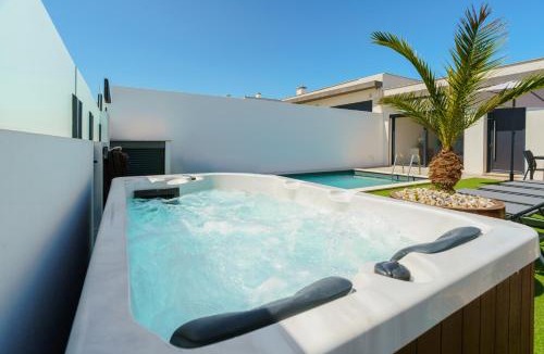 Atalaia Villa | Villa Emilio with private pool