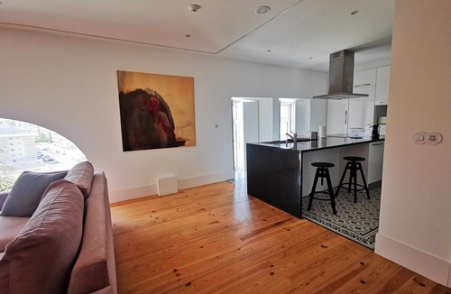 Cascais Apartment | Villa Gabriela Monte Estoril Sol, charm and relaxation.