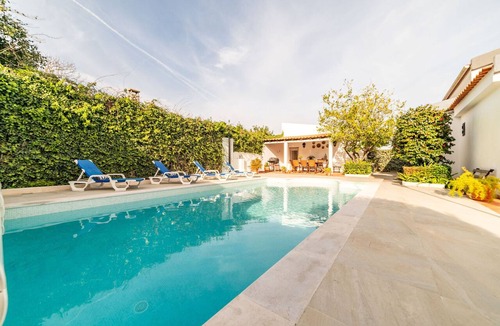 Belverde Villa | Villa Goreti - All-year beach vacation home with heated pool and house heating