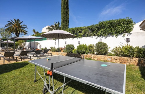 Mato Serrao Villa | Villa in coastal town of Carvoeiro, Algarve