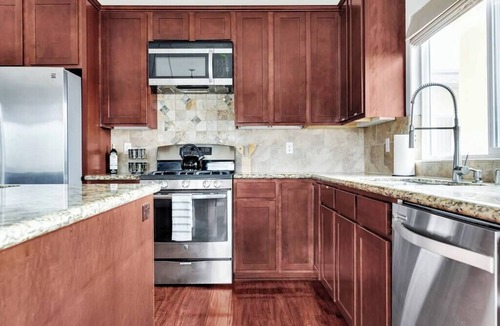 Atascadero Villa | Villa in Wine Country, King Beds & Pool