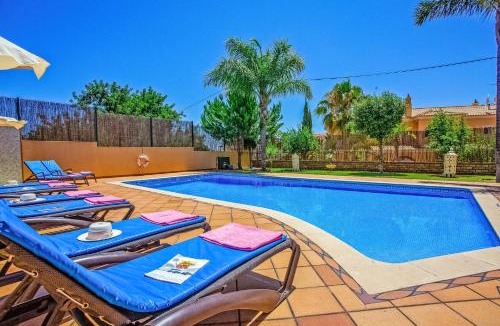 Vale de Parra Villa | Villa Karlia by Villa Plus
