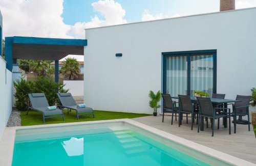 Atalaia Villa | Villa Lola luxury villa with private pool and jacuzzi