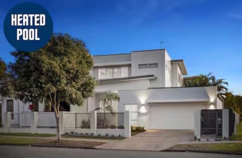 Miami House | Villa Luxe Miami, Heated Pool, 5 min walk to beach