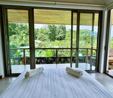 Puerto Viejo de Talamanca Villa | Villa Naomi Luxury house 3 min walk beach and town