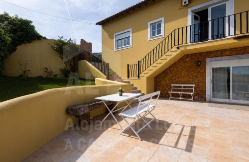 Ericeira Villa | Villa Safarujo by AcasaDasCasas