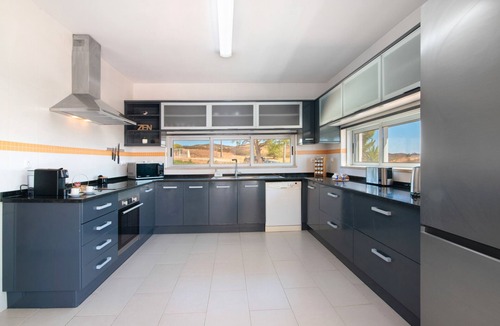 Tavira Villa | Villa 'Sunrise House' with Sea View, Wi-Fi and Air Conditioning