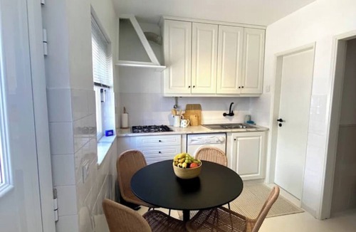 Bensafrim House | Village House