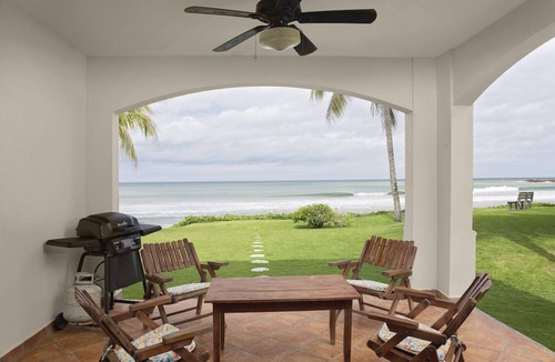 Rancho Santana Condo | Villas Iguana A-6: Beachfront Condo