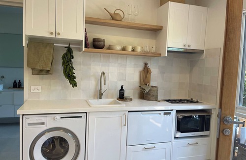 Rye Apartment | Vilverde- 5 min to Alba & Peninsula Hot Springs - 8 min to Sorrento