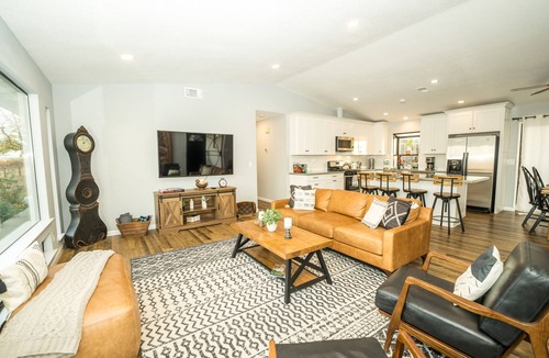 Paso Robles House | Vino View Getaway Retreat