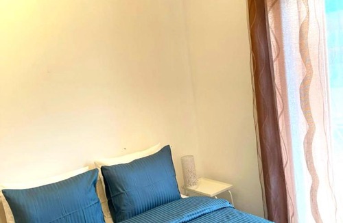 Mina House | Vista Central Amadora